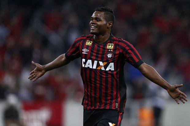 Romildo vê Atlético-PR como adversário difícil e garante que não tinha preferência